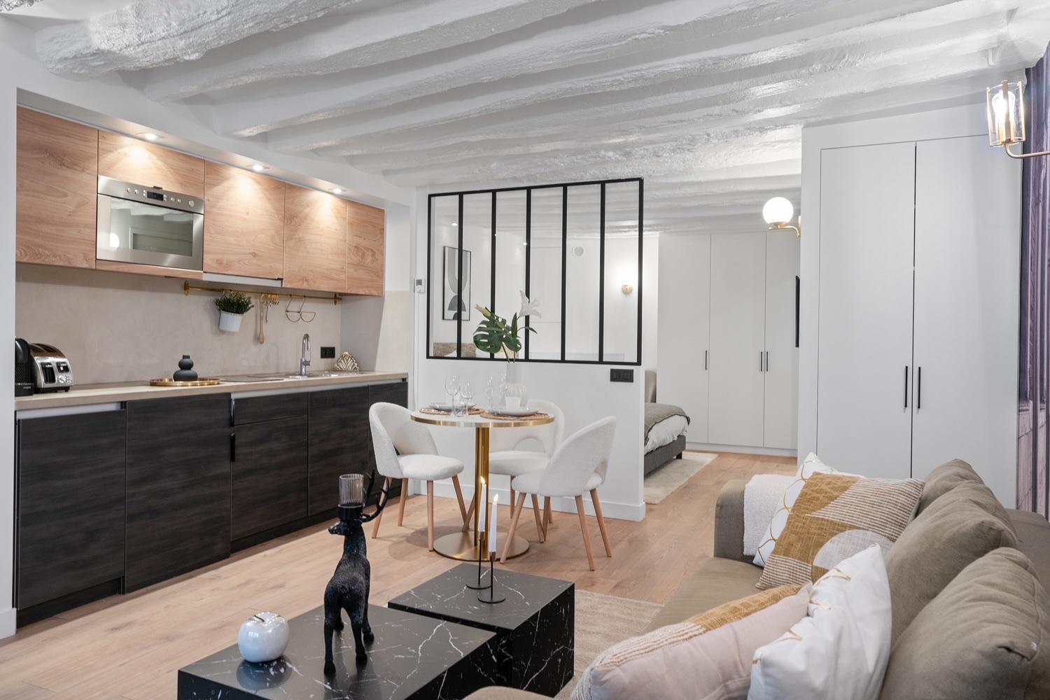 Quartier Notre Dame Apartment *