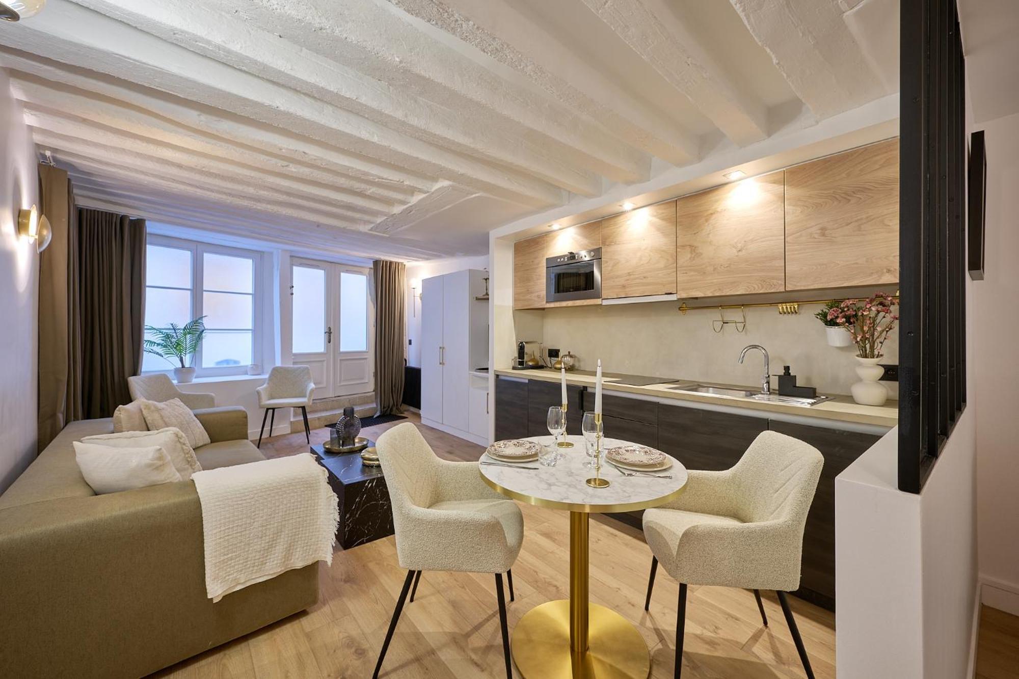 Quartier Notre Dame Apartment Paris